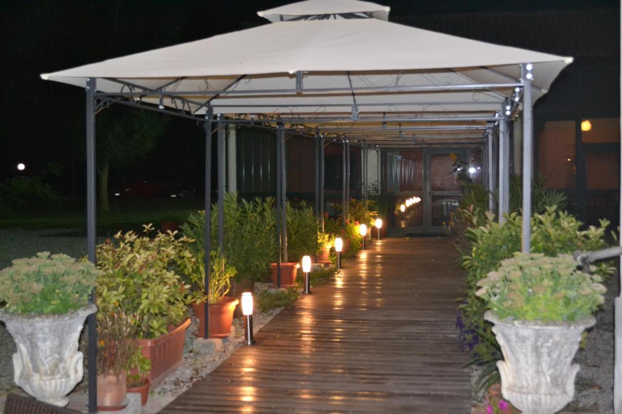 Hotel Riviera Ristorante La Briciola Novellara Екстер'єр фото